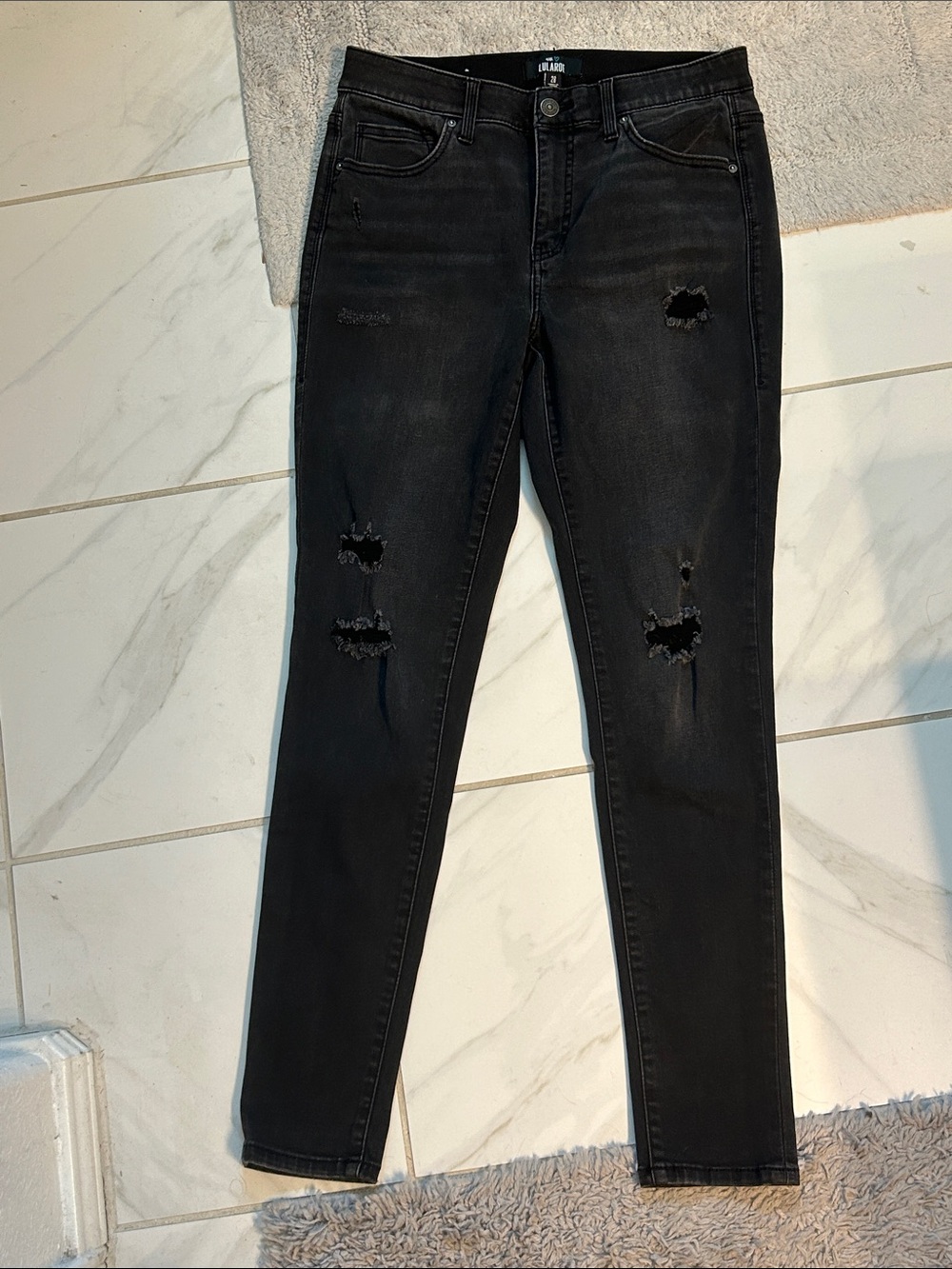LuLaRoe Women's Black Distressed Skinny Jeans